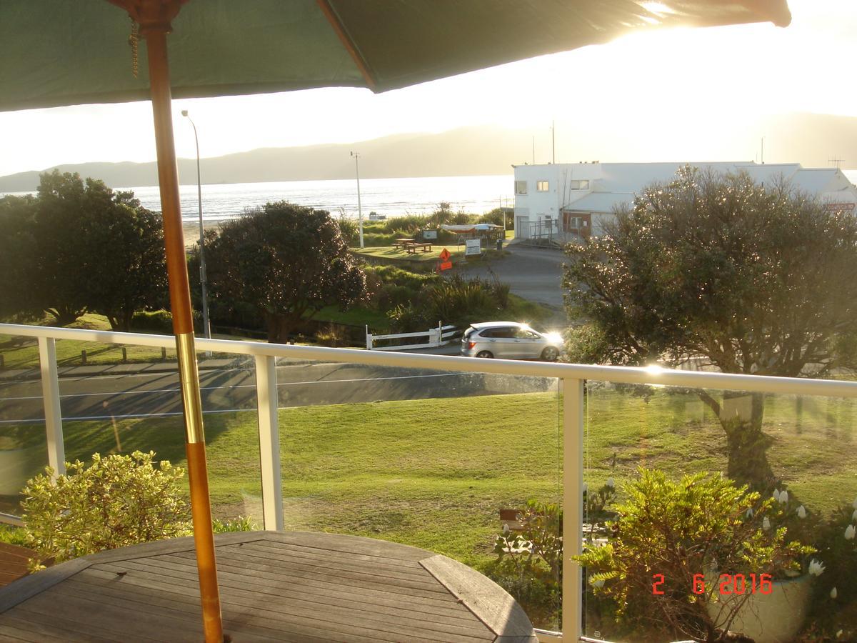 Seascape Bed & Breakfast Paraparaumu Exterior photo